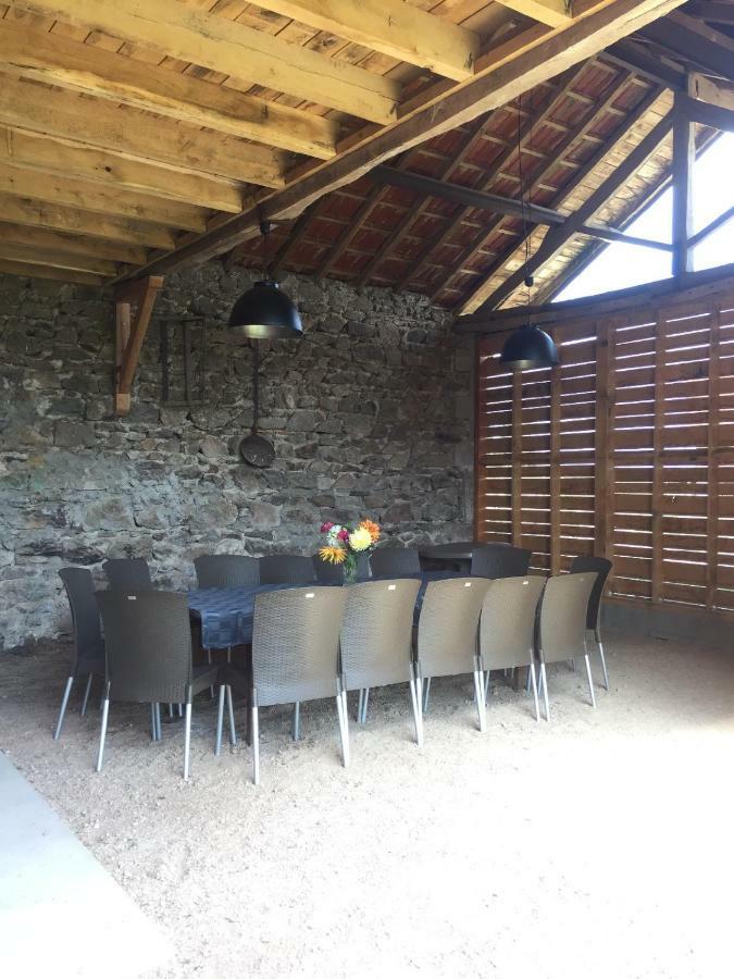 Grand Gite Maison D Alice Auvergne - 15 Personnes Saint-Bonnet-des-Quarts Экстерьер фото