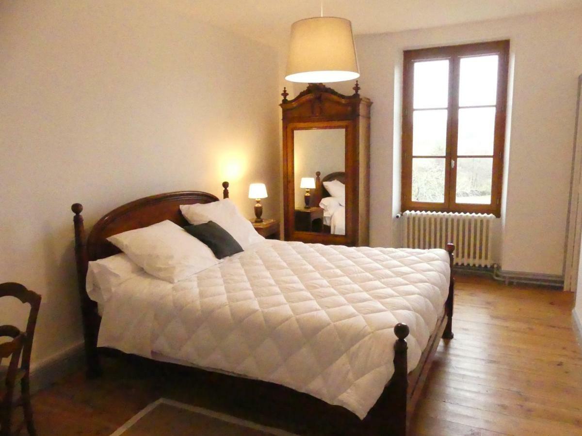Grand Gite Maison D Alice Auvergne - 15 Personnes Saint-Bonnet-des-Quarts Экстерьер фото
